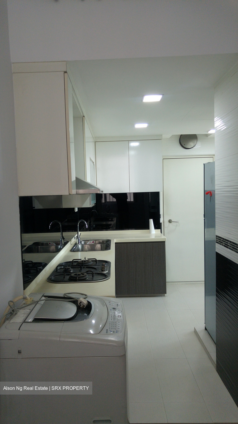 Compass Heights (D19), Apartment #606961911
